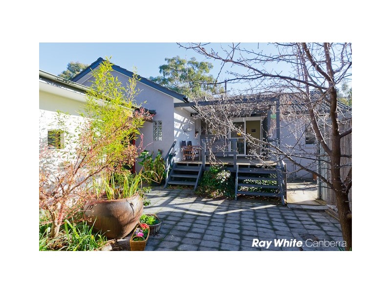 126 Eggleston Crescent, Chifley ACT 2606