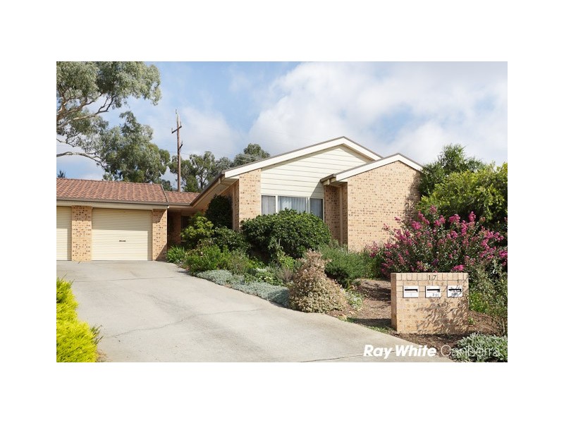 1/17 Southwell Place, Queanbeyan NSW 2620