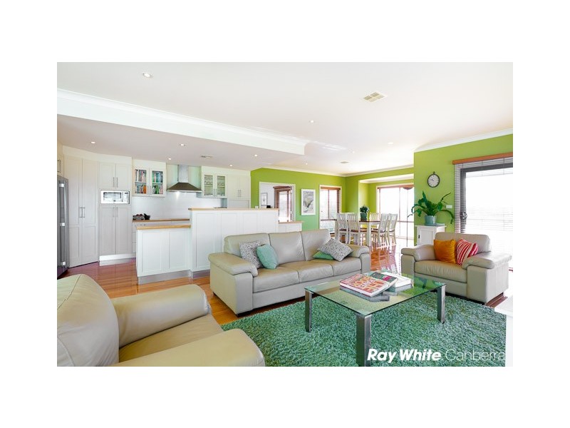 95 Cooke Drive, Googong NSW 2620