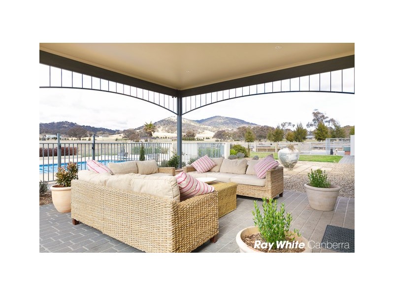 95 Cooke Drive, Googong NSW 2620