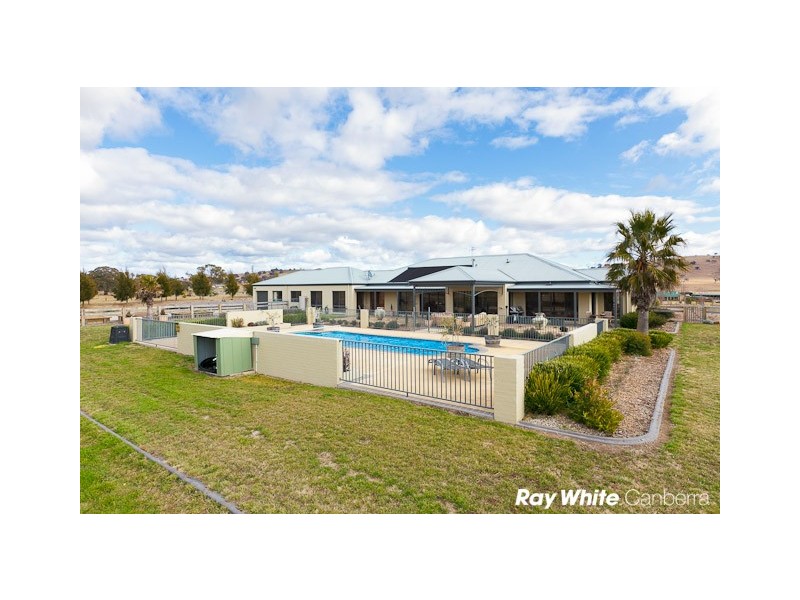 95 Cooke Drive, Googong NSW 2620