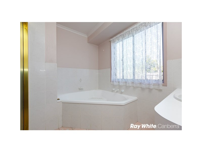 54 Sid Barnes Crescent, Gordon ACT 2906