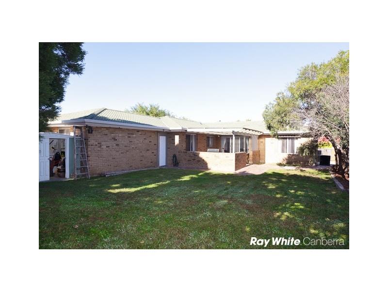 54 Sid Barnes Crescent, Gordon ACT 2906