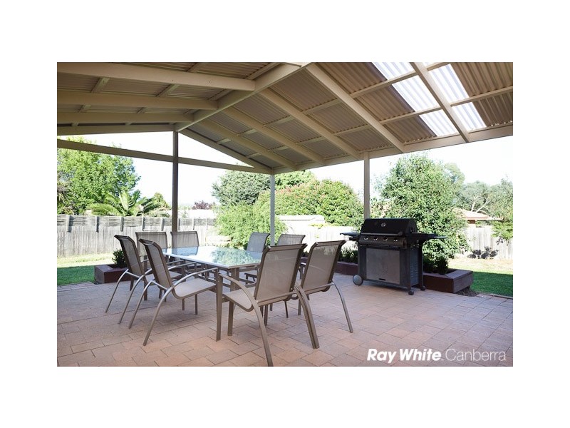 7  Braddon Place, Conder ACT 2906