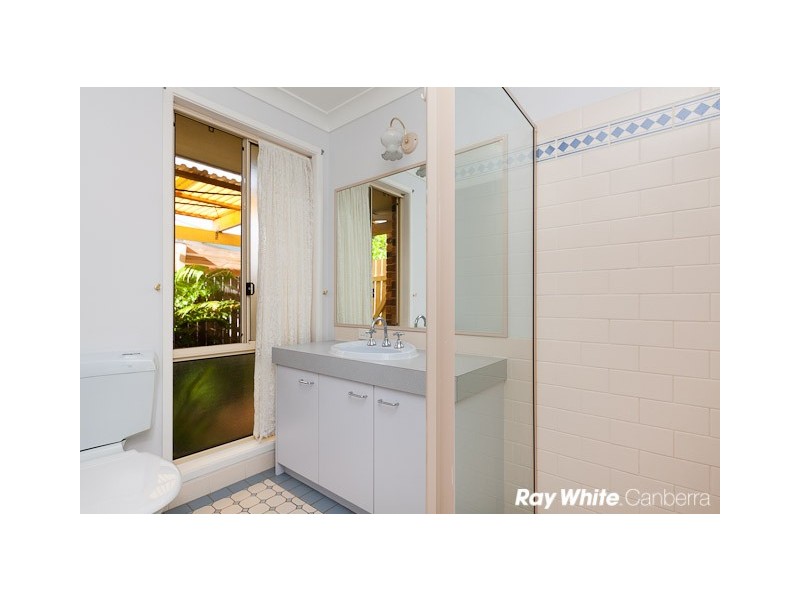 35 Lewis Luxton Avenue, Gordon ACT 2906