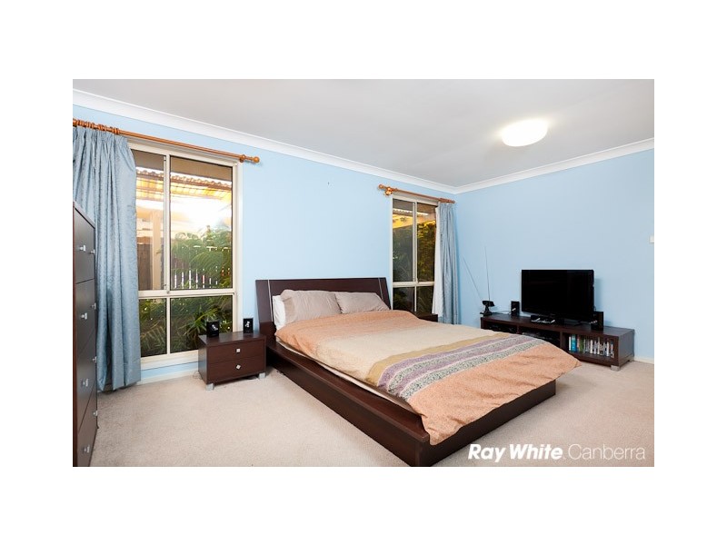 35 Lewis Luxton Avenue, Gordon ACT 2906