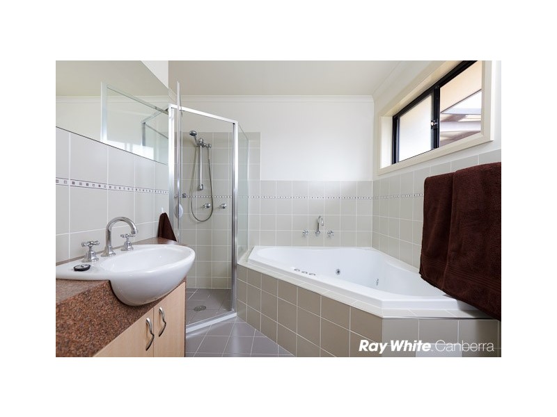 37 Kohlhagen Street, Conder ACT 2906