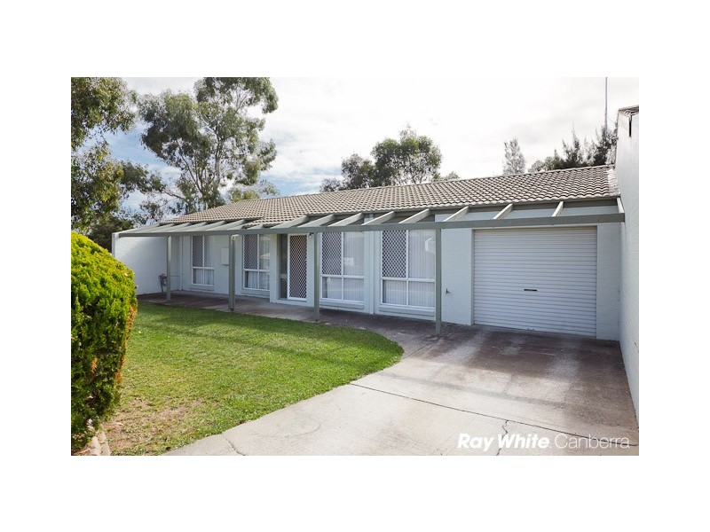 1-82 Pennington Crescent, Calwell ACT 2905