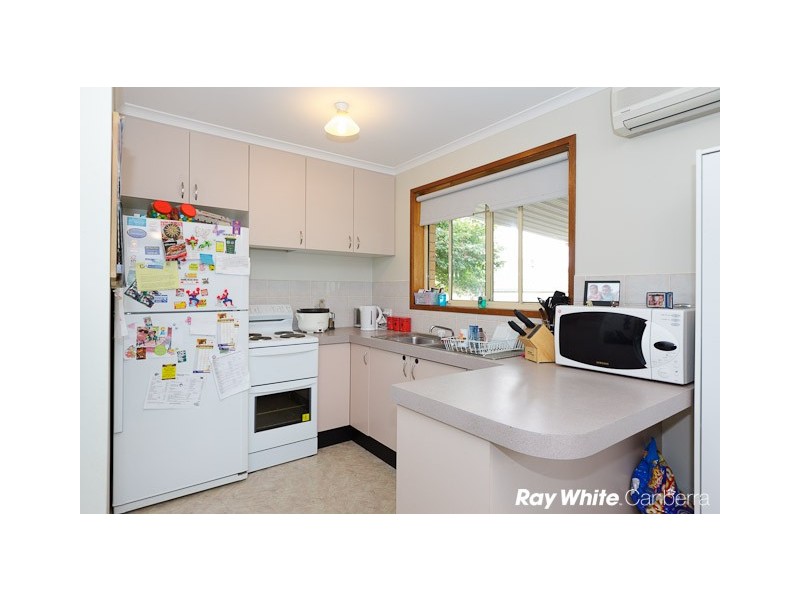 11 Wheelwright Crescent, Banks ACT 2906