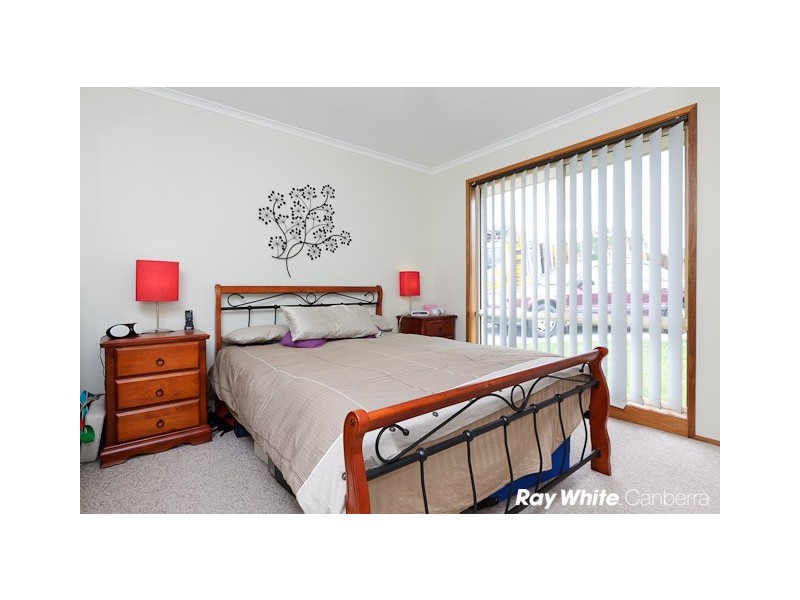 11 Wheelwright Crescent, Banks ACT 2906