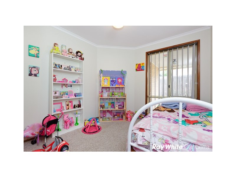 11 Wheelwright Crescent, Banks ACT 2906