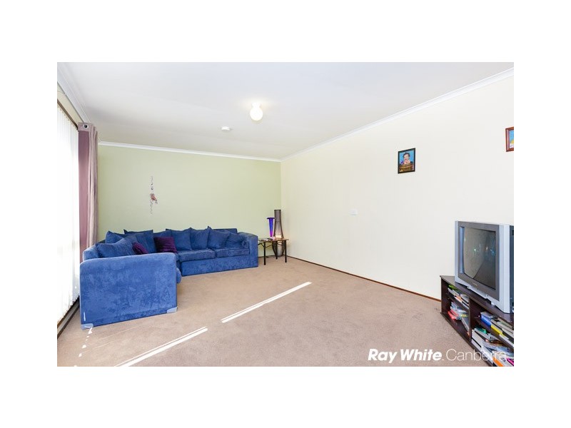 6 Deamer Crescent, Richardson ACT 2905