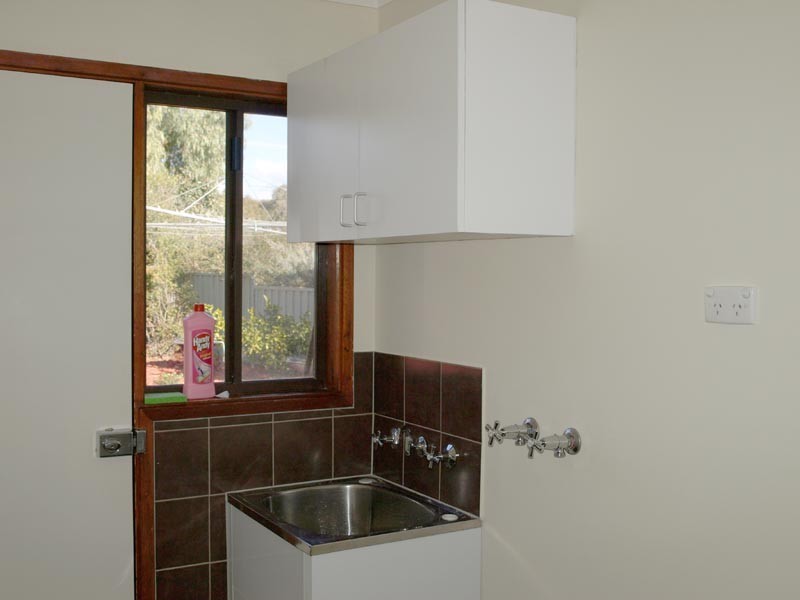 6 Deamer Crescent, Richardson ACT 2905