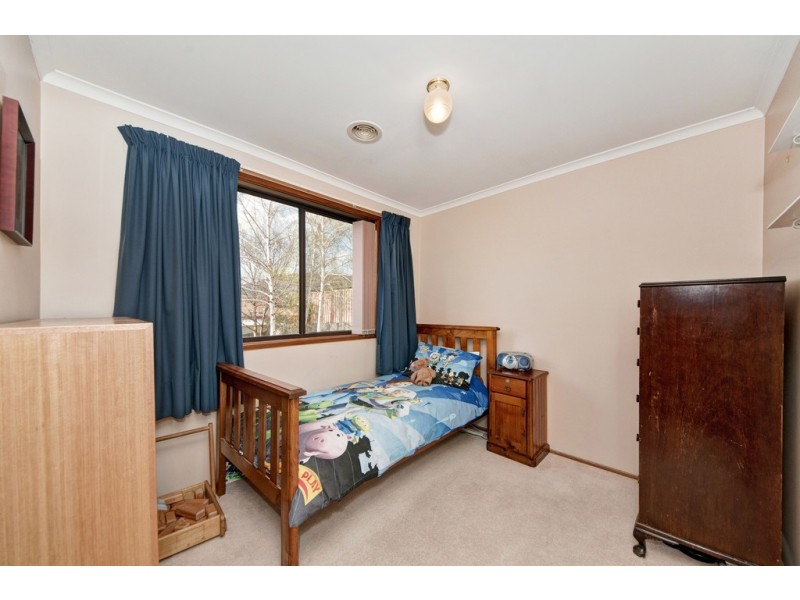 33 Bastow Circuit, Banks ACT 2906