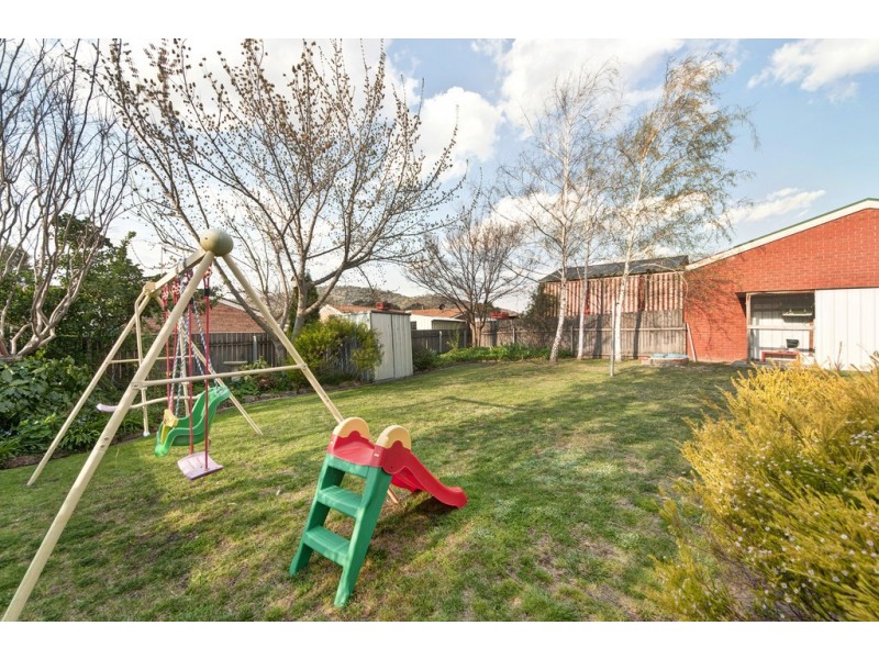 33 Bastow Circuit, Banks ACT 2906