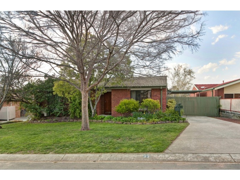 33 Bastow Circuit, Banks ACT 2906