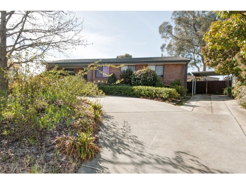 3 Habgood Place, Kambah ACT 2902