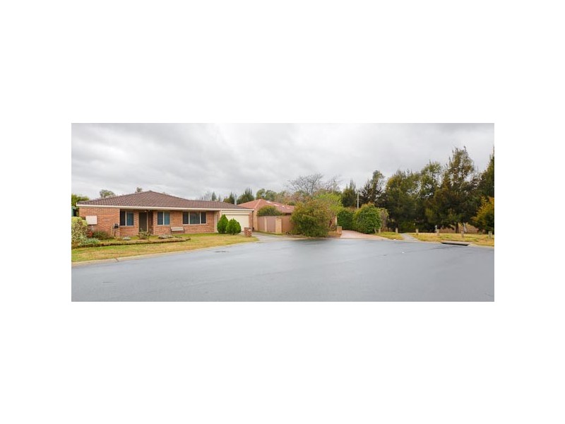 7 Robin Place, Gordon ACT 2906