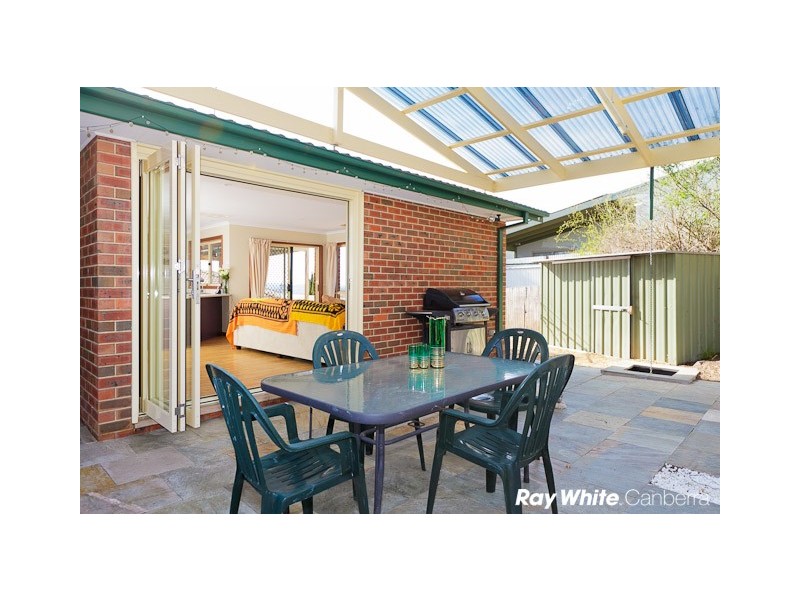 6 Hall Place, Banks ACT 2906