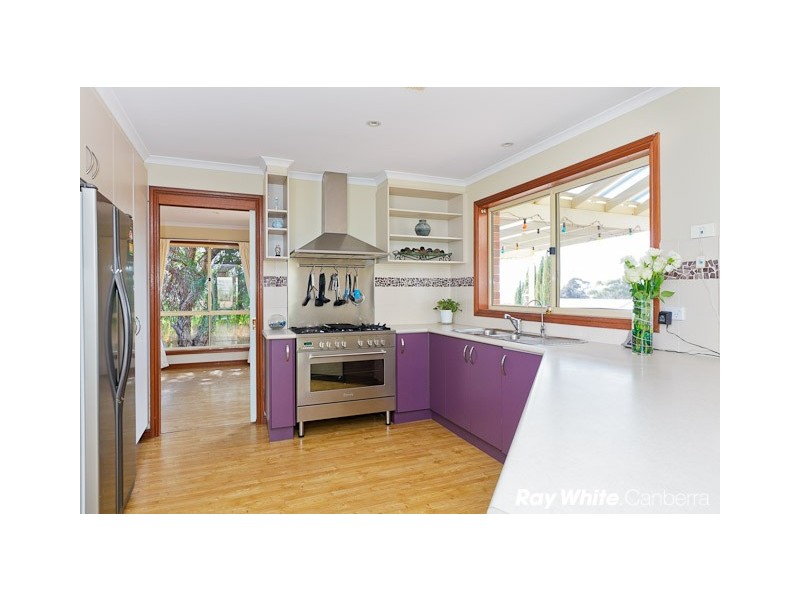 6 Hall Place, Banks ACT 2906