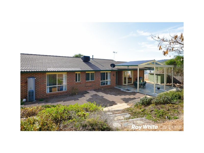 6 Hall Place, Banks ACT 2906