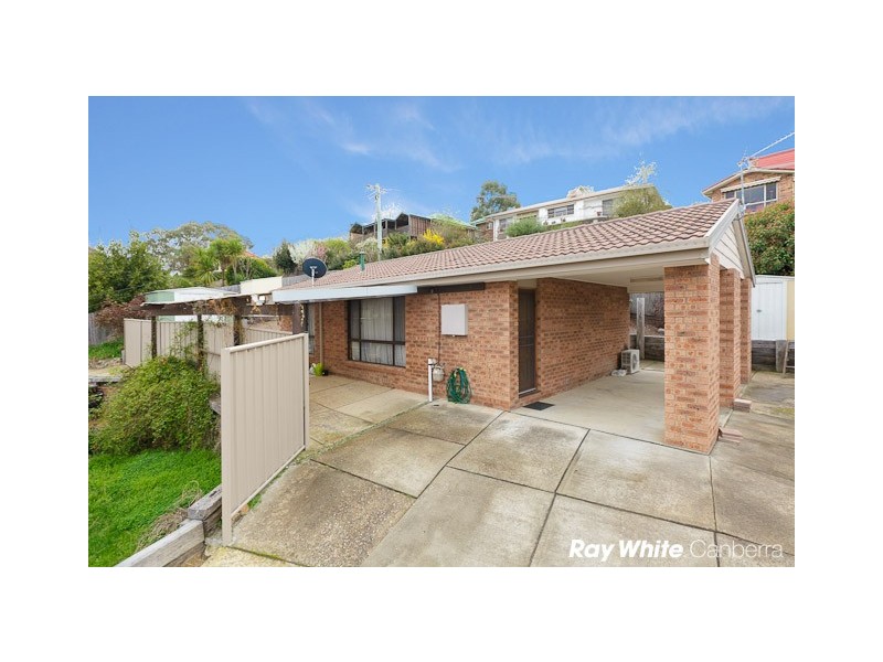 33 + 33a Tatchell Street, Calwell ACT 2905