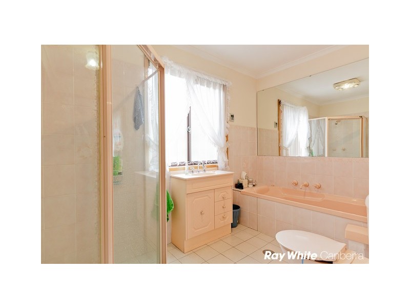 33 + 33a Tatchell Street, Calwell ACT 2905