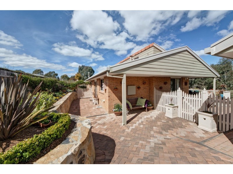 7 Mailey Retreat, Gordon ACT 2906