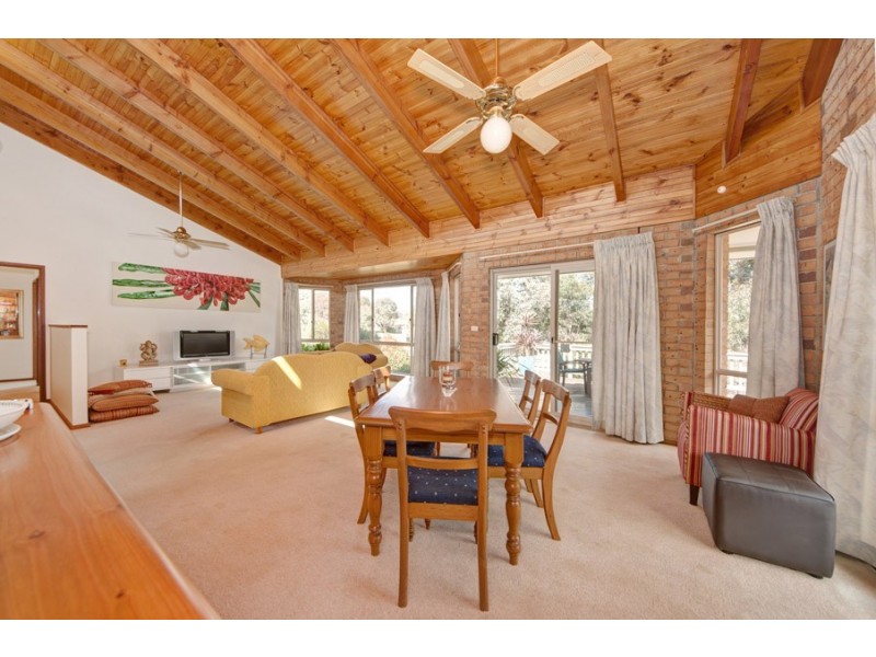 7 Mailey Retreat, Gordon ACT 2906