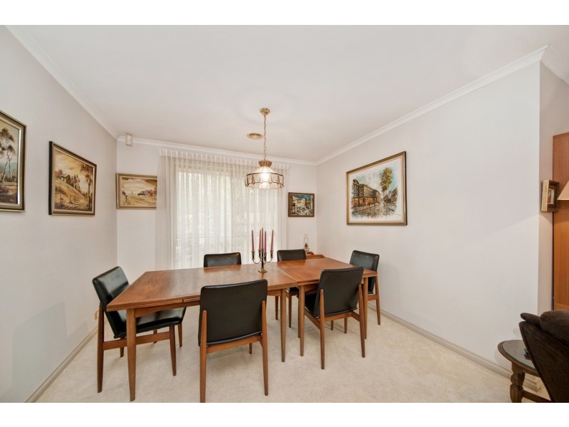 6 Gaylard Place, Gordon ACT 2906