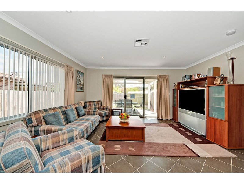 1/8 Dyring Place, Chisholm ACT 2905