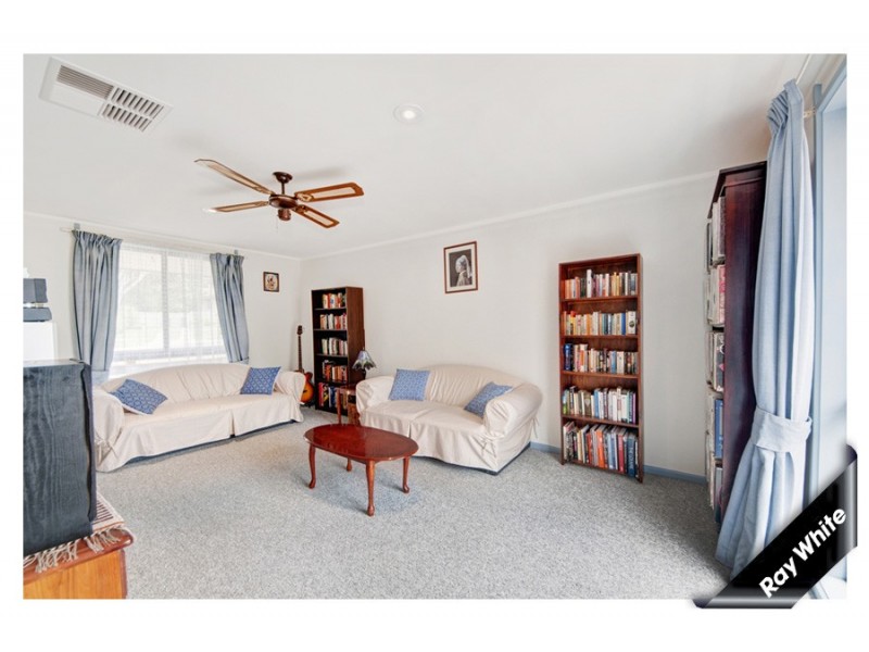 2 Amos Place, Kambah ACT 2902