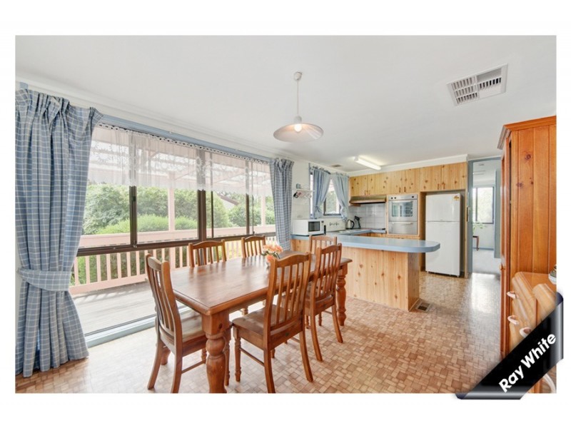 2 Amos Place, Kambah ACT 2902