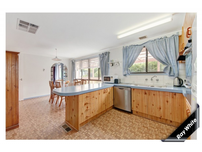2 Amos Place, Kambah ACT 2902