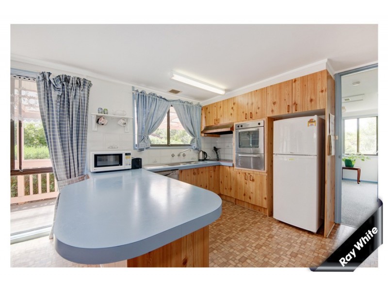 2 Amos Place, Kambah ACT 2902