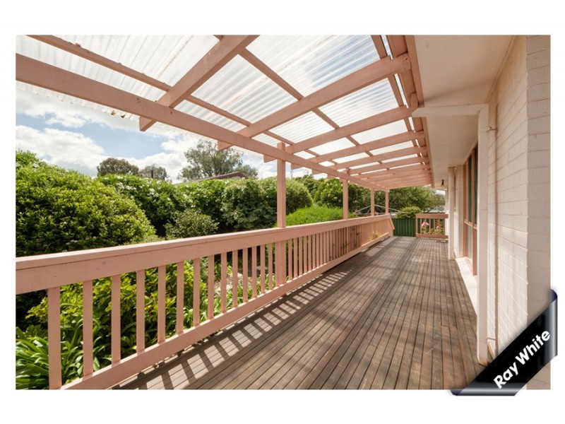 2 Amos Place, Kambah ACT 2902