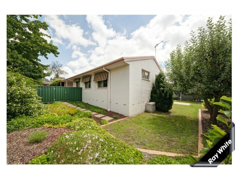 2 Amos Place, Kambah ACT 2902