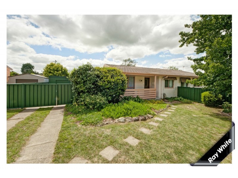 2 Amos Place, Kambah ACT 2902