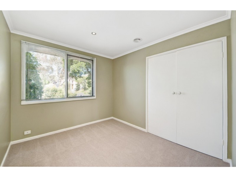 12 Mcleod Place, Kambah ACT 2902