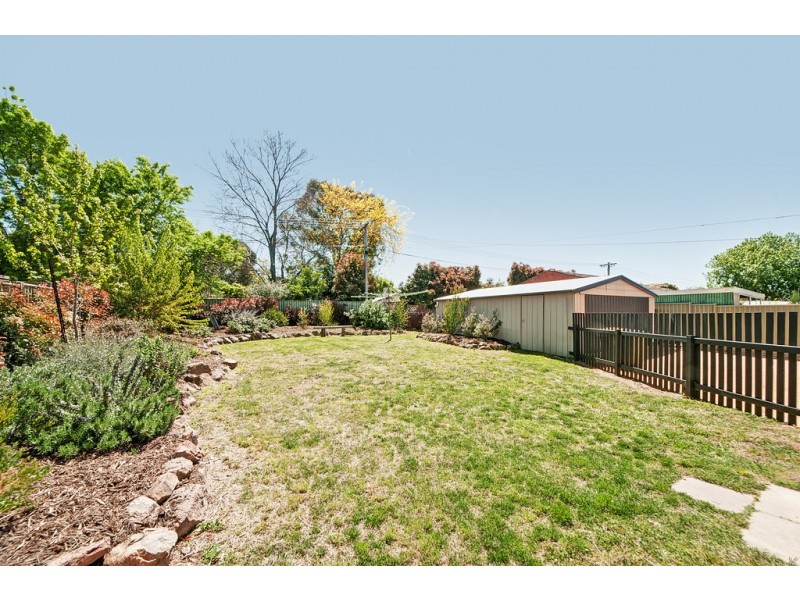 12 Mcleod Place, Kambah ACT 2902