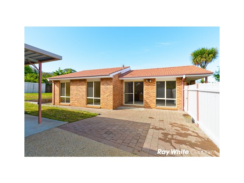 14  Wilson Crescent, Banks ACT 2906