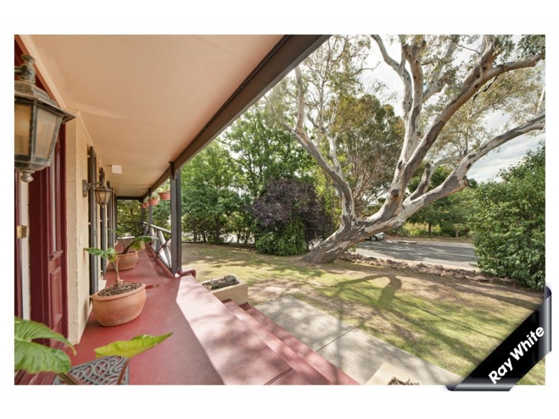 11 Carr Crescent, Wanniassa ACT 2903