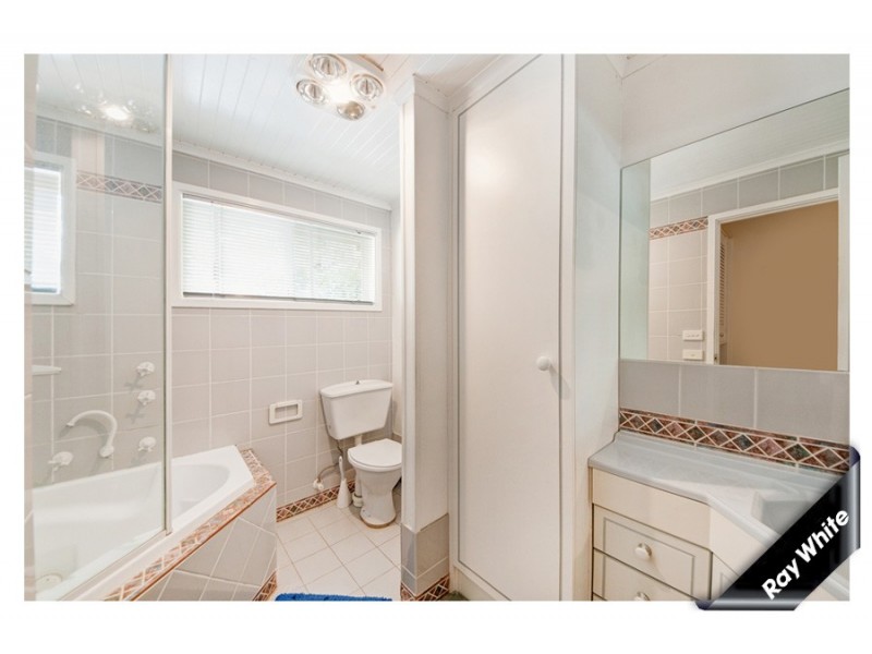 11 Carr Crescent, Wanniassa ACT 2903