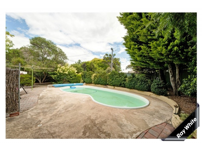 11 Carr Crescent, Wanniassa ACT 2903
