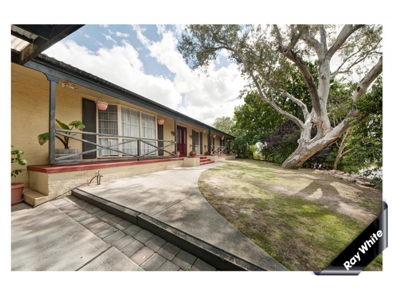 11 Carr Crescent, Wanniassa ACT 2903