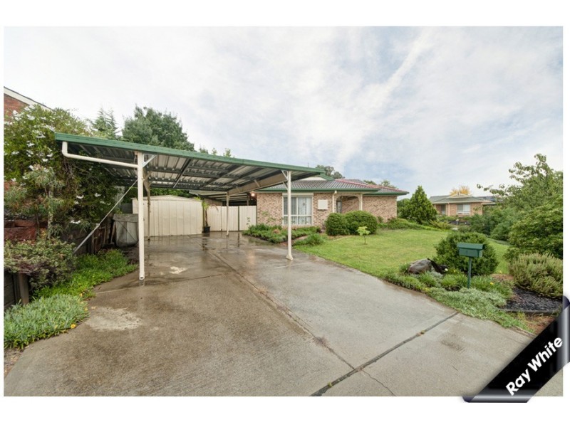 2 West Place, Banks ACT 2906