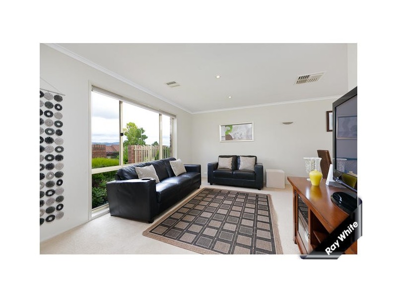 48 Tregellas Crescent, Banks ACT 2906