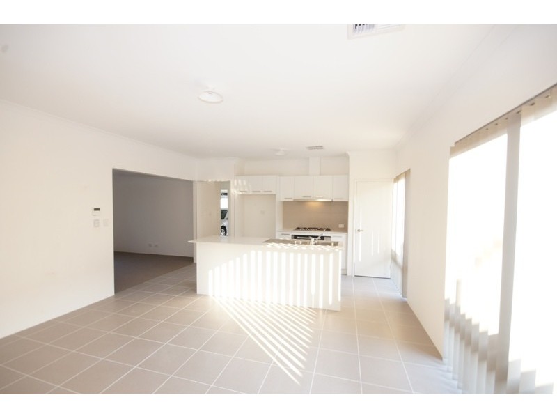 8 Wyoming Loop, Harrisdale WA 6112