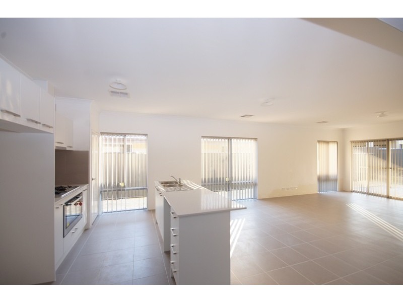 8 Wyoming Loop, Harrisdale WA 6112