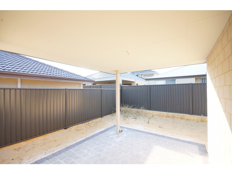 8 Wyoming Loop, Harrisdale WA 6112